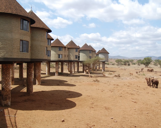 3 Days Tsavo East And Saltlick